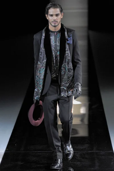 Look 74